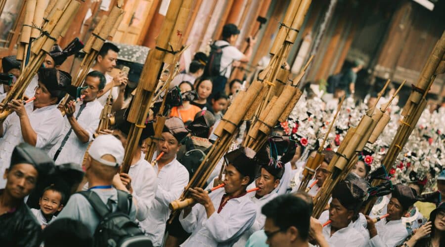 Hantian festival procession in traditional dress